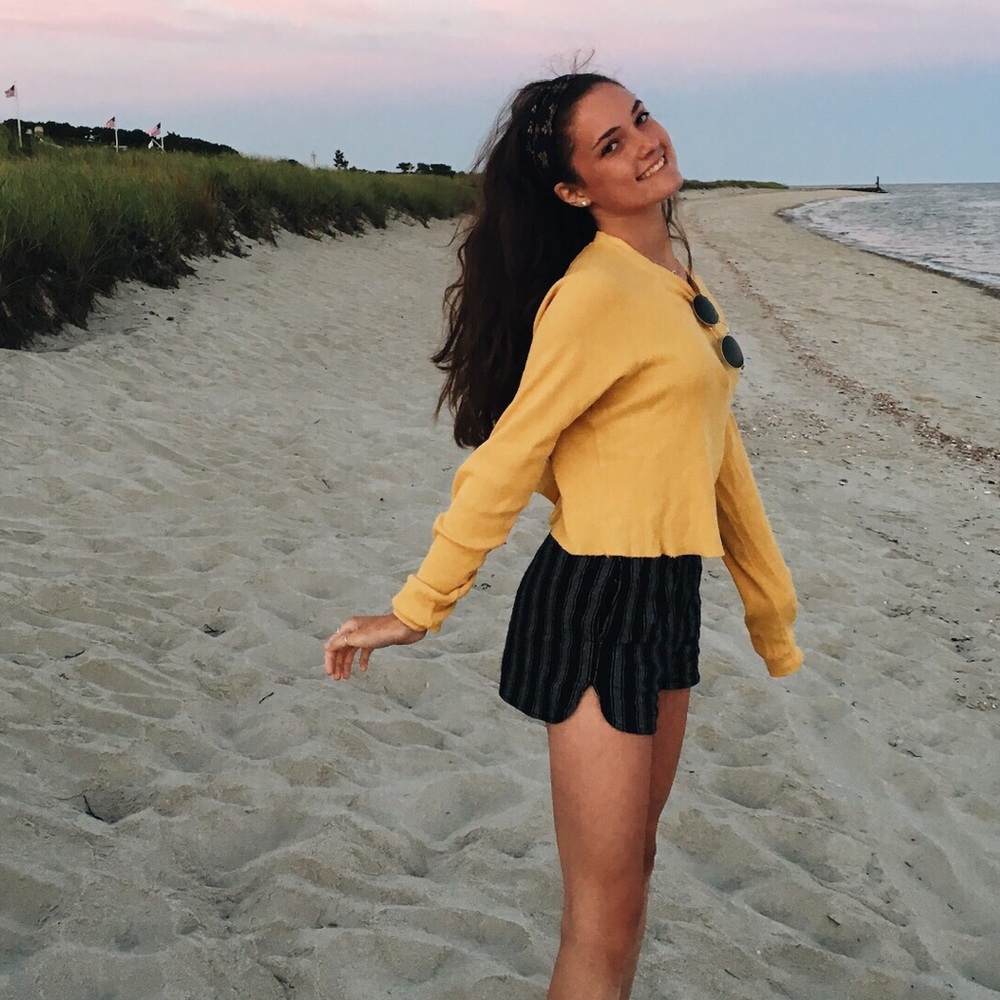 Meet your Posher, Emily